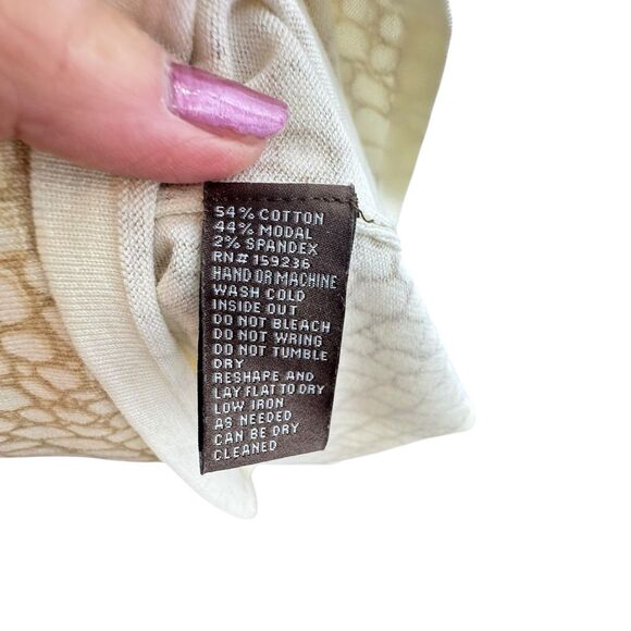 J. McLaughlin Tan Neutral Alligator Animal Print Sweater Size M Quiet Luxury - Picture 3 of 6
